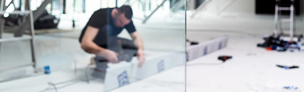 Emergency Commercial Glass Repair in Richmond West, FL