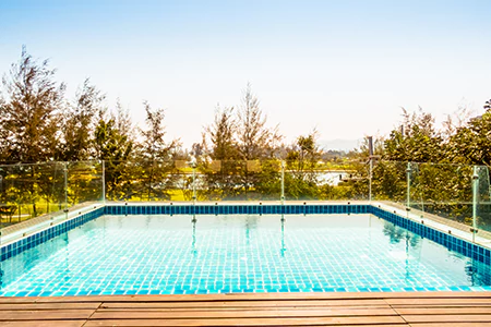 Cost of Glass Pool Fence Repair in Richmond West, FL