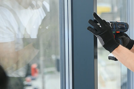 Same Day Glass Repair Car in Richmond West, FL